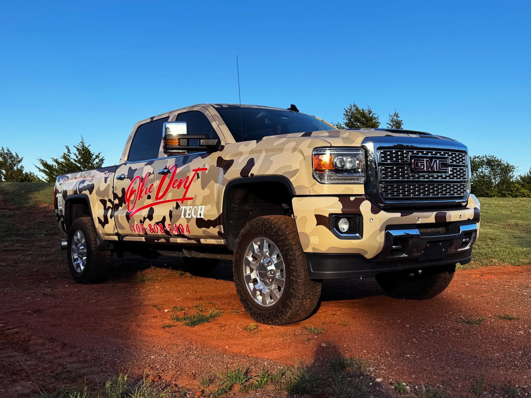 Car Wraps in Oklahoma City • Honey Bee Graphics • Repair or Replace Vinyl Wrap • Vinyl Wrap Repair • Vinyl Wrap Replacement • Vinyl Wrap Removal